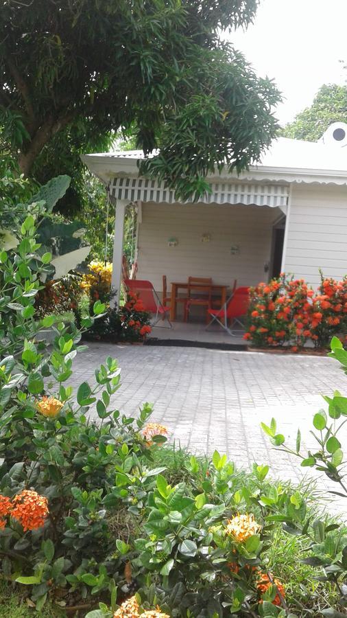 Bungalow Le Manikou Le Robert Exterior photo